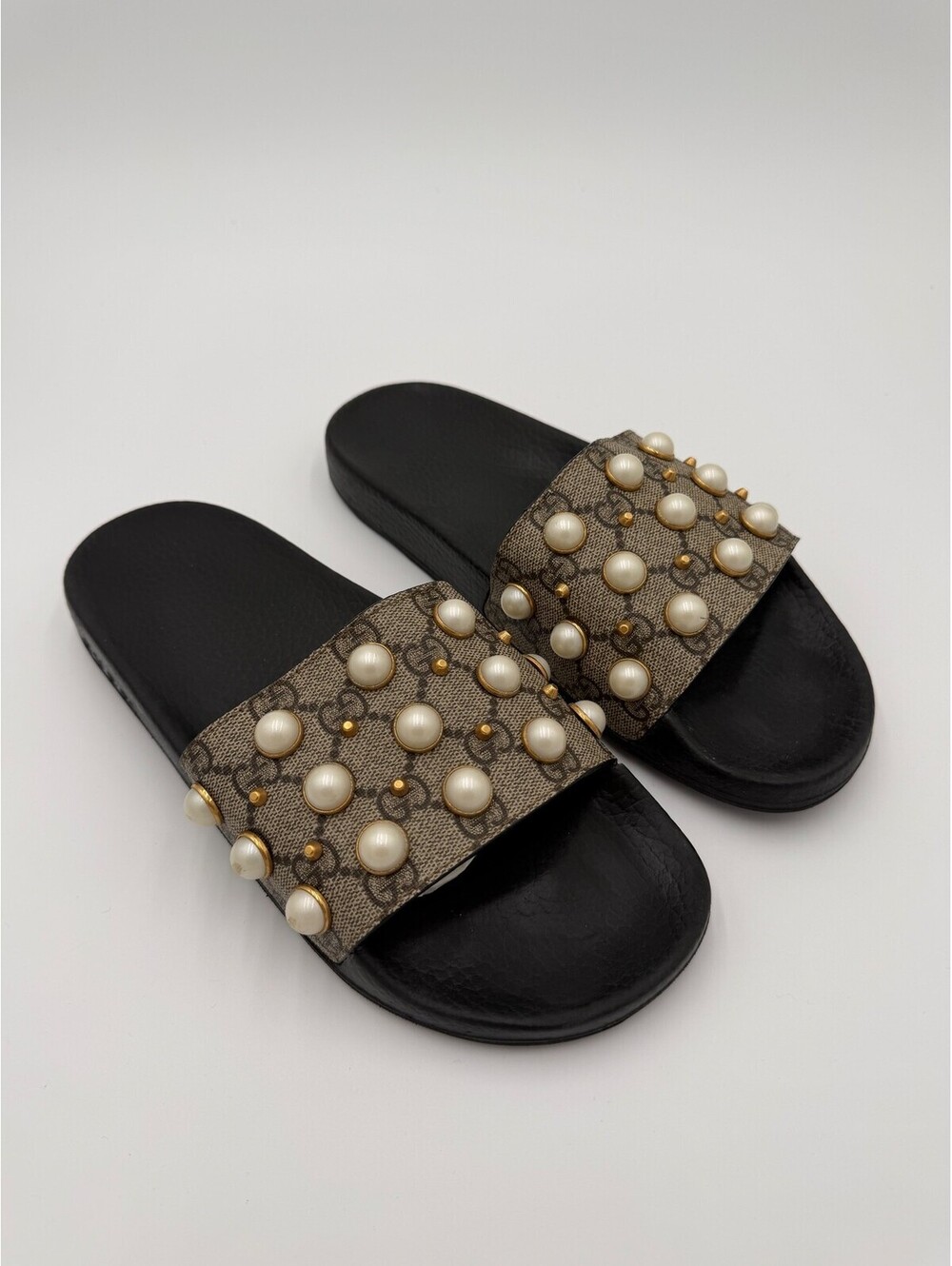 Gucci GG Marmont Pearl Sandals Slides Beige Womens Size 9/39